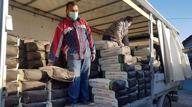 Помоћ најугроженијим ромским породицама: Подељено више од 500 пакета 